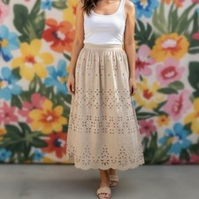 Ann Taylor 8 Tan Eyelet Lace