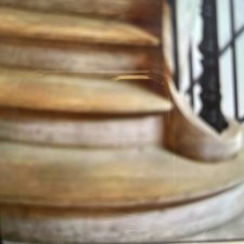 A Bespoke, 3-step Curved