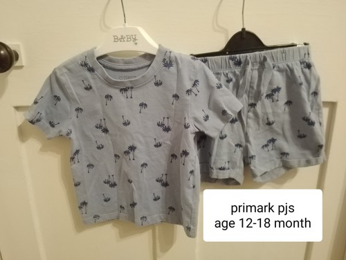 Primark baby boys short and