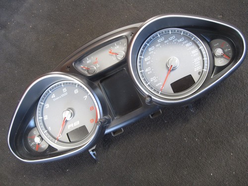 Audi litre petrol - 4.2,
