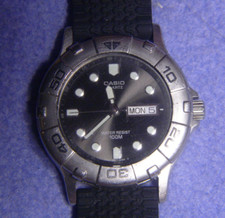 Vintage Casio MD-510 (394) Mens Quartz 100m Divers Watch