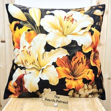 SUMMER LILY CUSHIONS COTTAGE