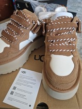 BNWT & Box & spare laces Ugg