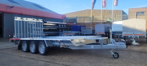 Heavy duty plant digger - heavy,