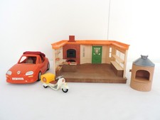 Sylvanian Families Restaurant with Orange car, Motorcycle & Pizza Oven