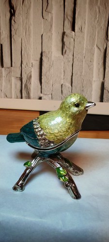 Stunning hinged enamel bird - stunning,