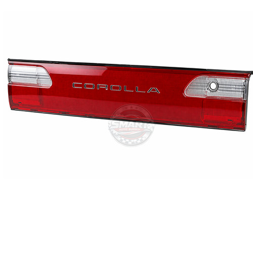Reflector garnish panel for - garnish,