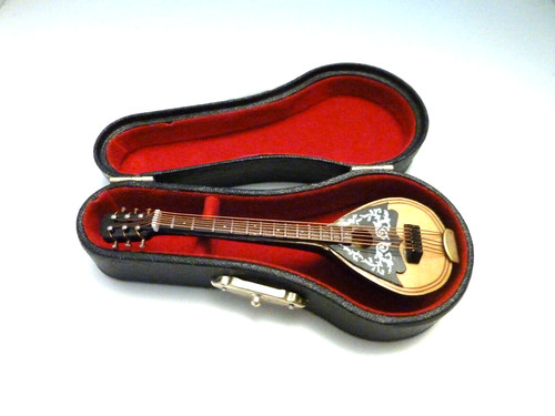 Dolls house mandolin musical - house,