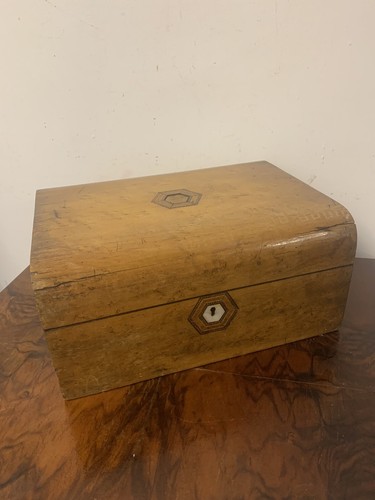 Antique inlay light wooden - light,