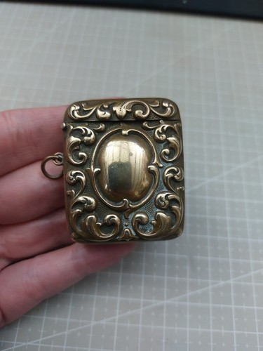 Antique brass vesta case match - brass,