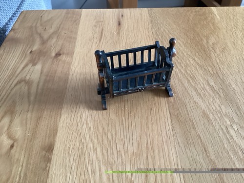 Dolls house cot scale - cot,