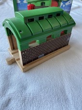 BRIO World 33574 TRAIN GARAGE