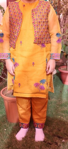 Girls age year pakistani - 13,