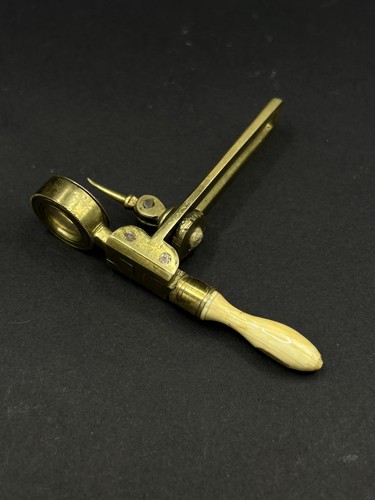 Antique jones type - antique,