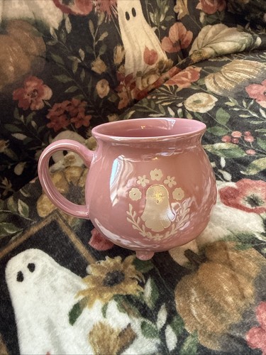 Pearlescent pink cauldron mug