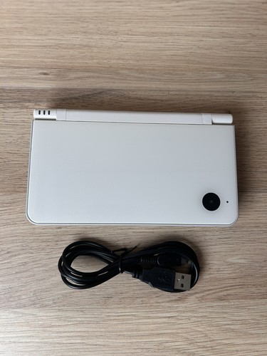 Nintendo dsi white - nintendo,
