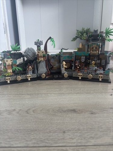 Lego indiana jones - indiana, temple
