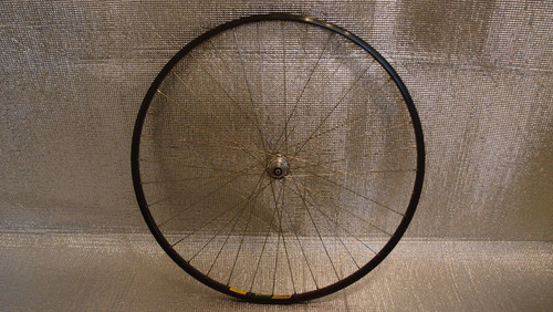 Clincher rear wheel 700c mavic - wheel,