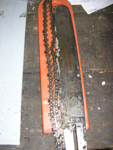 Husqvarna 435 chainsaw 15in