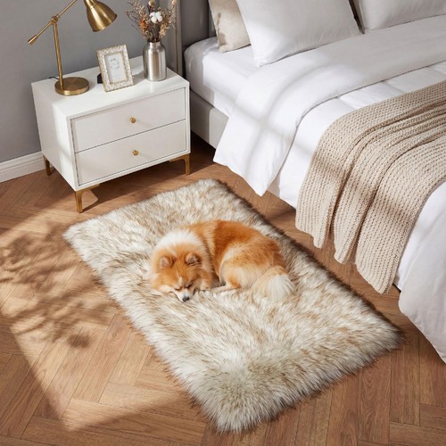 Plush faux sheepskin rug - plush,