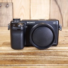 Used Sony NEX 6 Camera Body