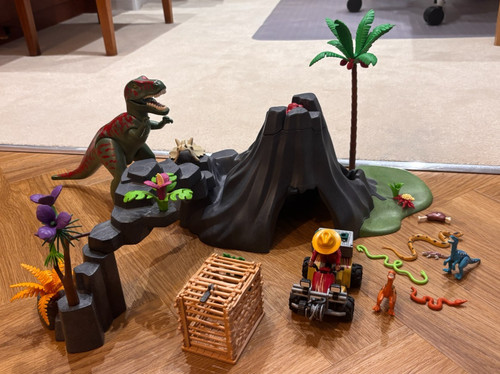 Playmobil dinos volcano - playmobil,