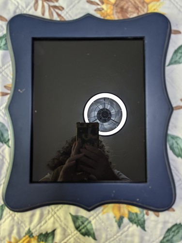 Black glass scrying mirror - black,