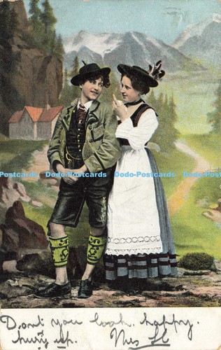 R604619 man with woman in - man,