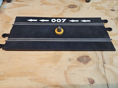Scalextric james bond - scalextric,