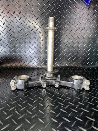 Kawasaki zx6r bottom yoke - kawasaki,