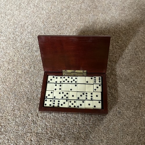 Complete set antique - complete, of