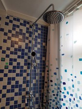 bath store Grand Victorian shower riser