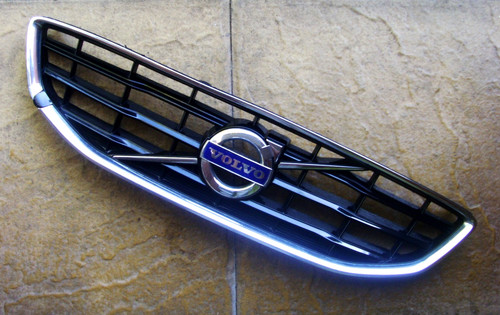 Volvo v40 front - d3,