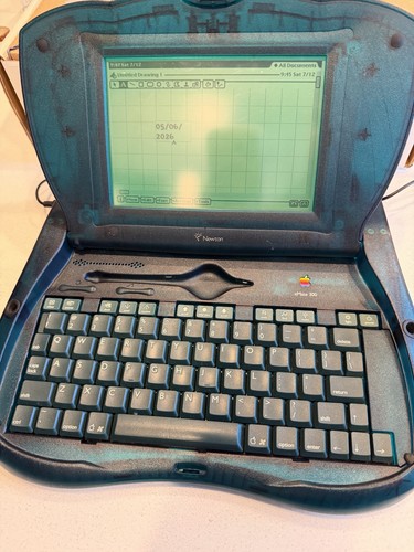 1997 apple newton emate - 1997,