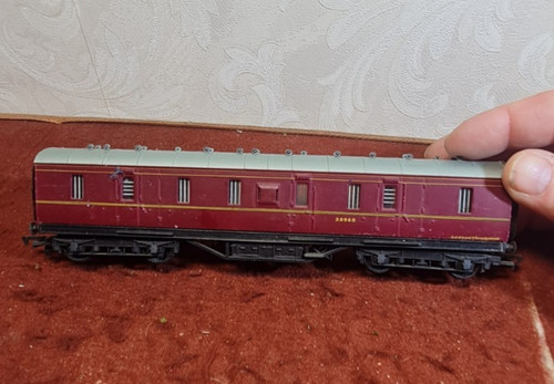 Mainline 37118 maroon parcel - mainline,