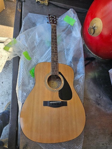 Yamaha f310 acoustic guitar - f310,