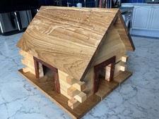 LARGE WOODEN GROUND WILD BIRD FEEDING STATION, BIRD TABLE, HIGH QUALITY OAK PINE