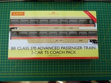 HORNBY R40011 BR CLASS 370 TS COACH PACK 48203 & 48204 Brand New Unopened Box
