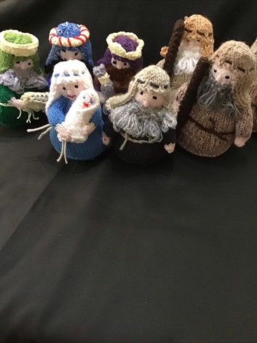Hand knitted nativity 8 - nativity,,