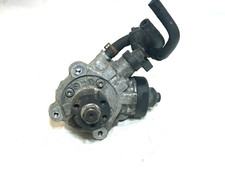 VW  Transporter 20. TDi T5 Diesel Fuel Pump 0445010520 / 03L130755J .