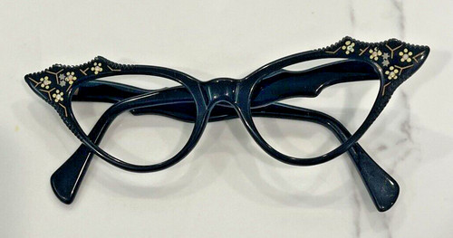 Vintage cat eye eyeglass - eye, frame