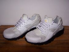 Nike  Huarache  Beige White