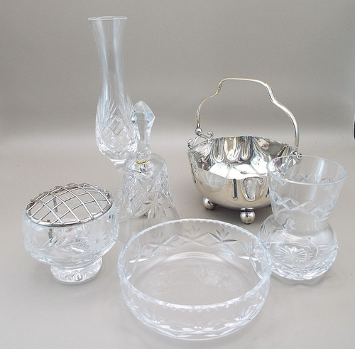 Mixed lot six vases - &, bowls