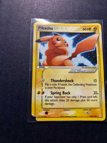 Pikachu 104 110 - star, holo