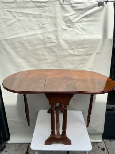 Yew wood oval - wood, folding