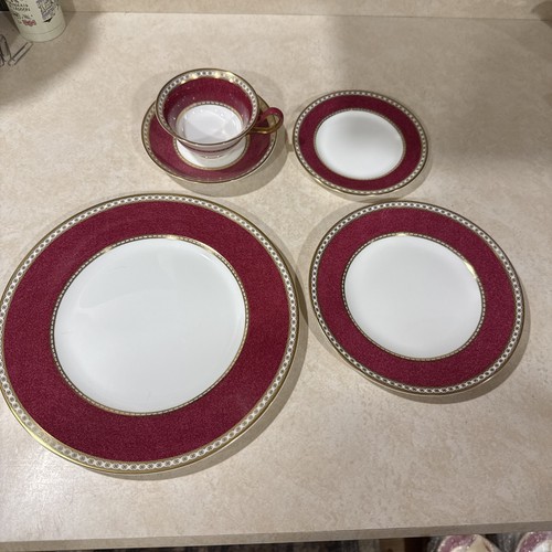 Wedgwood bone china - pc,