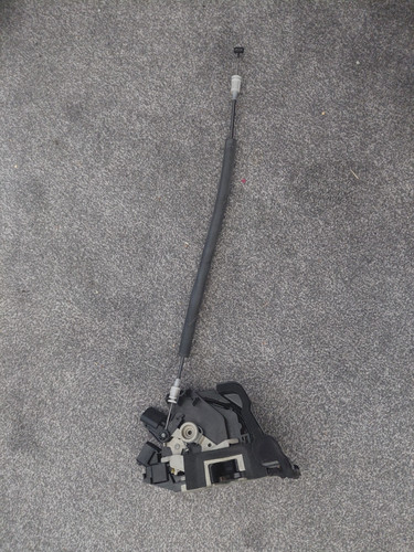 Jaguar x350 x358 door lock - jaguar,