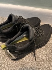 Clarks ATL Gore-tex Men’s Shoes Trainers Size UK 9 G BNWT