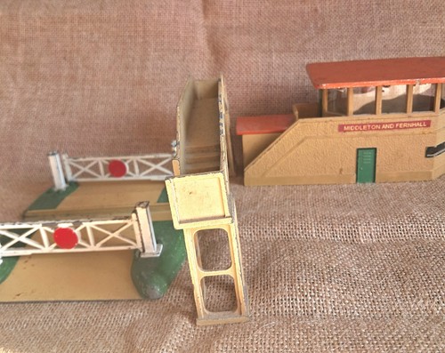 Triang dublo signal box - triang, level