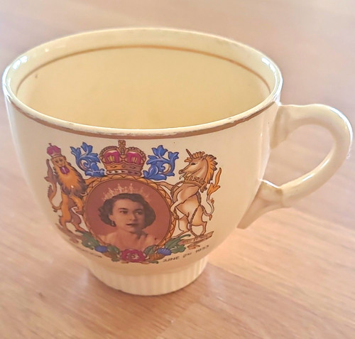 Clarice cliff commemorative - clarice,